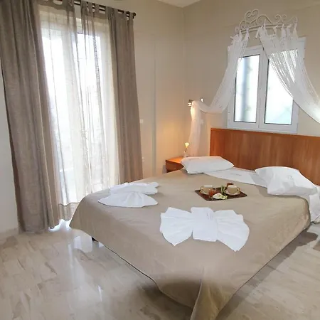 Отель Bay 3*