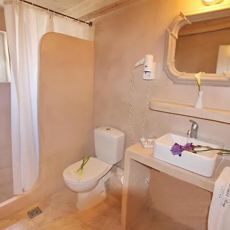 Отель Bay 3*